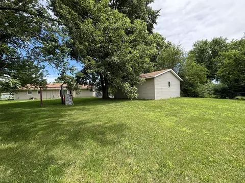 Exterior - 12007 Wagon Lane Ct, Roscoe, IL 61073 photo 8 of 8