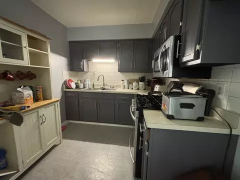 Kitchen - 12007 Wagon Lane Ct, Roscoe, IL 61073 photo 1 of 1