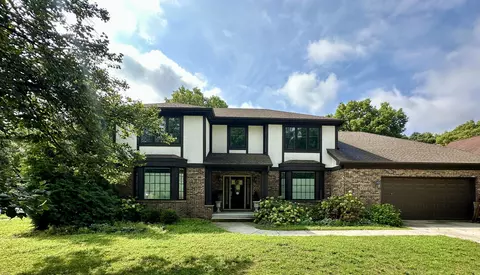 8207 W 30th St, North Riverside, IL 60546