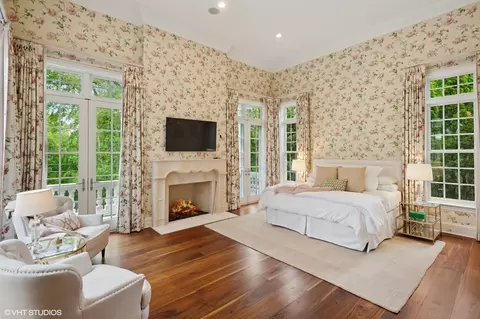 Bedroom - 78 Wagner Rd, Northfield, IL 60093 photo 1 of 7