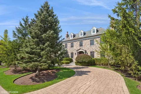 Exterior - 78 Wagner Rd, Northfield, IL 60093 photo 3 of 12