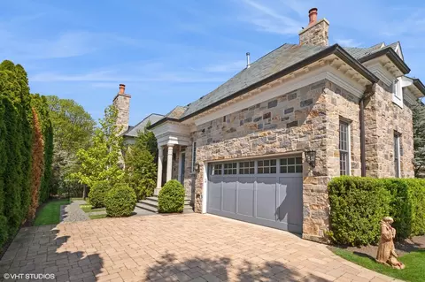 Exterior - 78 Wagner Rd, Northfield, IL 60093 photo 5 of 12