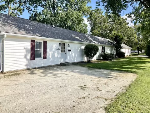 320 S And 320b S Old Route 66 # A, Dwight, IL 60420