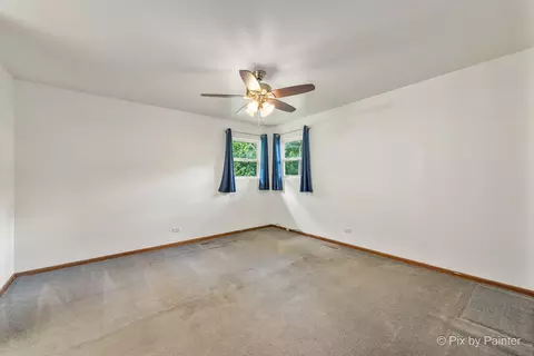 Bedroom - 4515 Elmleaf Dr, Mchenry, IL 60051 photo 1 of 6
