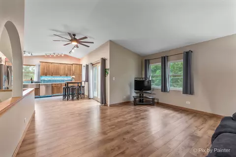Living - 4515 Elmleaf Dr, Mchenry, IL 60051 photo 1 of 6