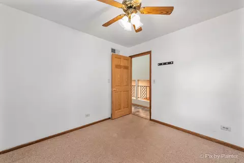 Bedroom - 4515 Elmleaf Dr, Mchenry, IL 60051 photo 4 of 6