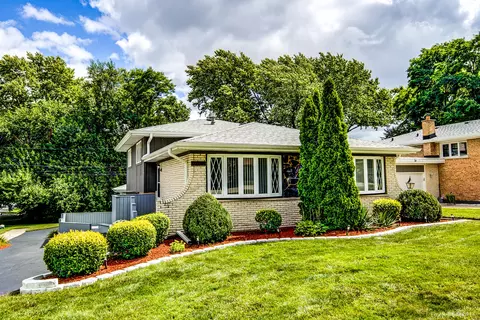 11601 S Lawler Ave, Alsip, IL 60803