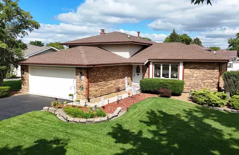 16461 84th Ave, Tinley Park, IL 60477