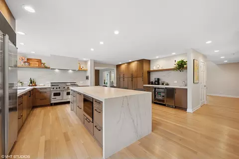 Kitchen - 1115 Hunter Rd, Glenview, IL 60025 photo 1 of 6