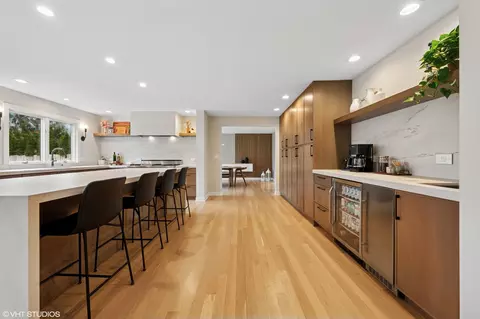 Kitchen - 1115 Hunter Rd, Glenview, IL 60025 photo 5 of 6