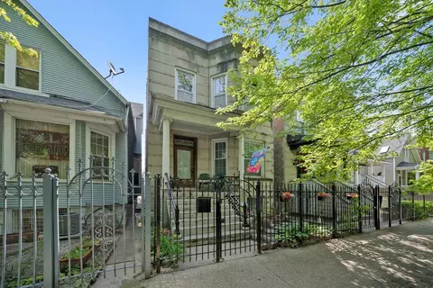 2927 N Sacramento Ave, Chicago, IL 60618