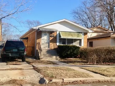 11655 S Racine Ave, Chicago, IL 60643