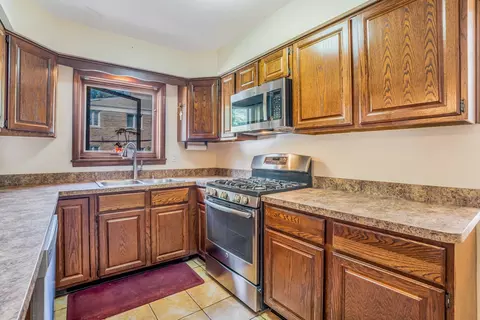 8129 Lake St, River Forest, IL 60305 photo 5