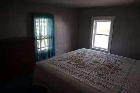 Bedroom - 132 Indian Head Rd, Walnut, IL 61376 photo 5 of 5