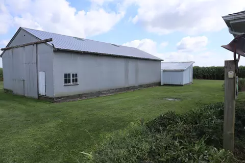 Exterior - 132 Indian Head Rd, Walnut, IL 61376 photo 5 of 5