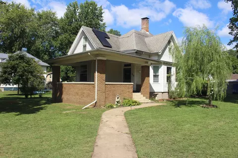 300 W Linden St, San Jose, IL 62682