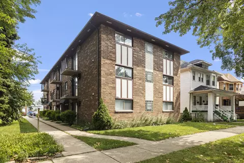 1030 Dunlop Ave #1E, Forest Park, IL 60130