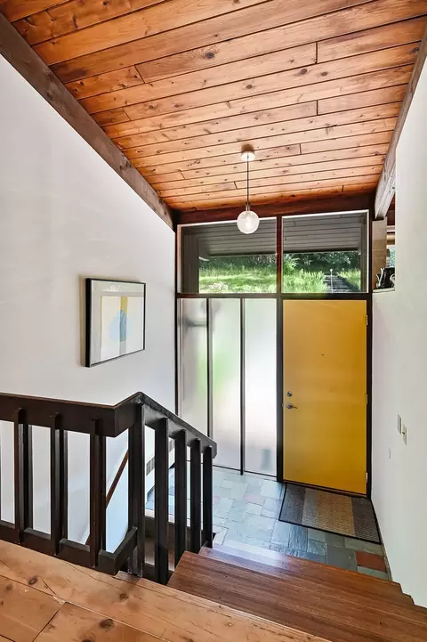 Entry Way - 16 W340 97th St, Burr Ridge, IL 60527 photo 1 of 1