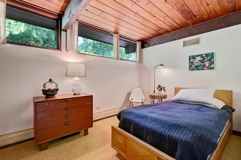 Bedroom - 16 W340 97th St, Burr Ridge, IL 60527 photo 5 of 5