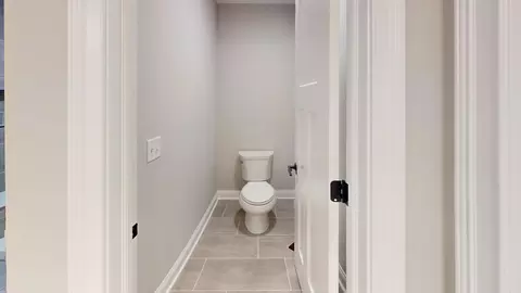 Entry Way - 636 Slate Run, Elgin, IL 60124 photo 2 of 3