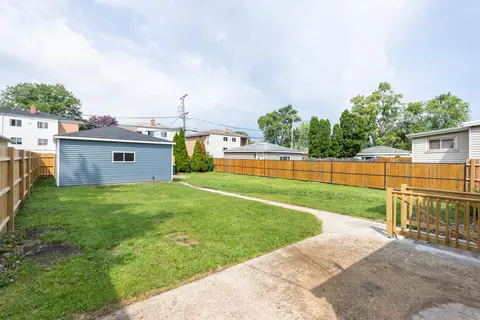 Exterior - 1942 S 15th Ave, Broadview, IL 60155 photo 2 of 3