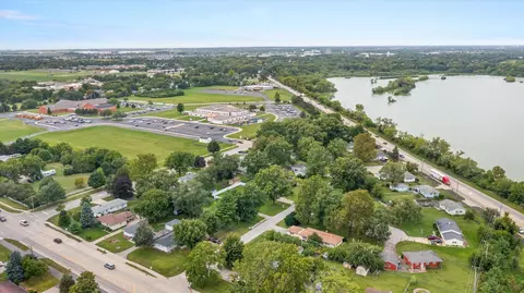 View/Area - 15824 S Collins Dr, Plainfield, IL 60544 photo 4 of 7
