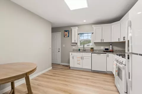 Kitchen - 15824 S Collins Dr, Plainfield, IL 60544 photo 1 of 3