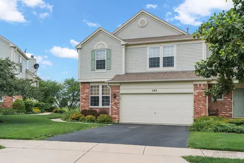582 Woods Creek Ln, Algonquin, IL 60102