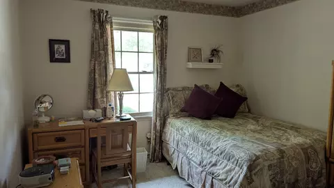 Bedroom - 2105 Noel Dr, Champaign, IL 61821 photo 4 of 11