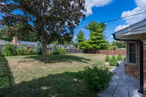 Exterior - 2105 Noel Dr, Champaign, IL 61821 photo 4 of 8