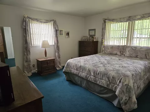 Bedroom - 2105 Noel Dr, Champaign, IL 61821 photo 10 of 11