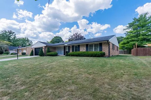 Exterior - 2105 Noel Dr, Champaign, IL 61821 photo 8 of 8