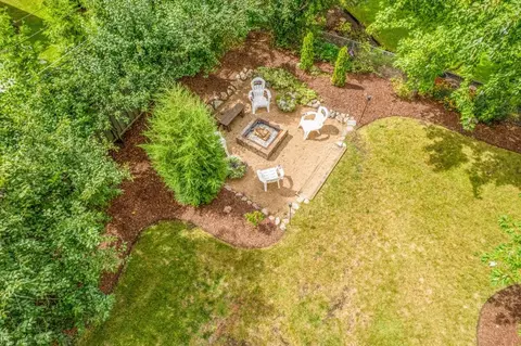 Exterior - 514 Turf Ln, Wheaton, IL 60187 photo 9 of 9
