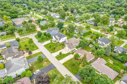 View/Area - 514 Turf Ln, Wheaton, IL 60187 photo 6 of 6