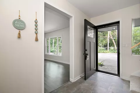 Entry Way - 22 Erin Ln, Kankakee, IL 60901 photo 1 of 3