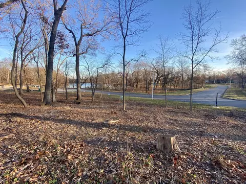 5570 Airdrie Ct, Hoffman Estates, IL 60192 photo 2