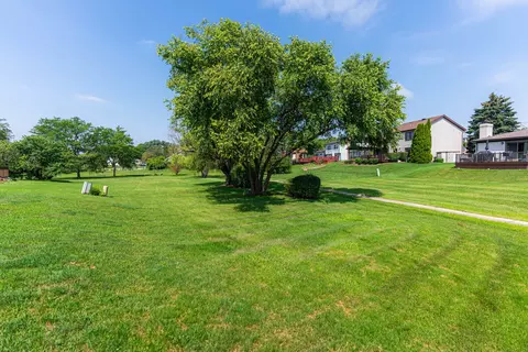 90 N Prairie Dr, Addison, IL 60101 photo 33
