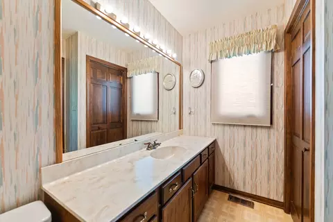 90 N Prairie Dr, Addison, IL 60101 photo 21