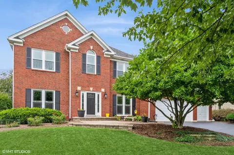 2427 Haider Ave, Naperville, IL 60564
