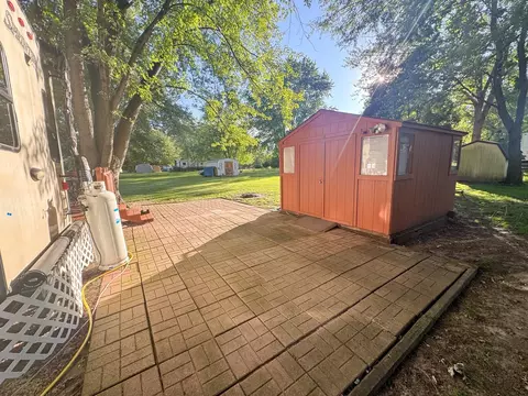 2452 Woodhaven, Sublette, IL 61367 photo 5