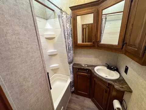 2452 Woodhaven, Sublette, IL 61367 photo 20