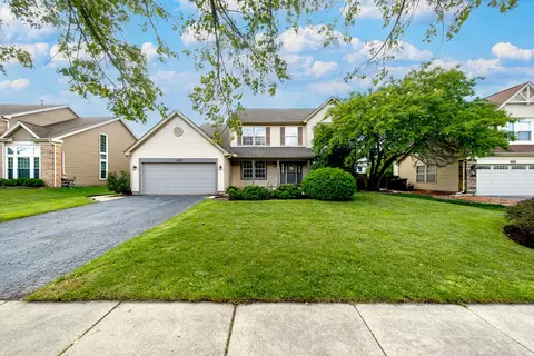 1535 Birmingham Ln, Crystal Lake, IL 60014