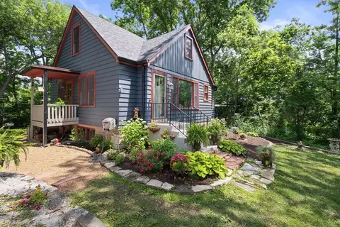 9014 W 123rd St, Palos Park, IL 60464