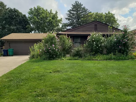 537 N Lombard Ave, Lombard, IL 60148