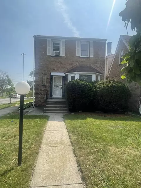 9601 S Perry Ave, Chicago, IL 60628