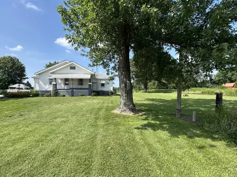 3167 E Vorhees St, Danville, IL 61832
