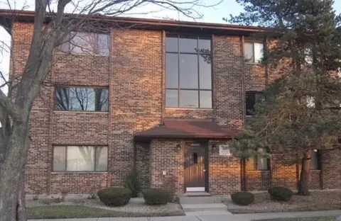 19501 Lake Shore Dr #2S, Lynwood, IL 60411