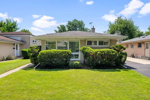 25 Wilmette Ave, Glenview, IL 60025