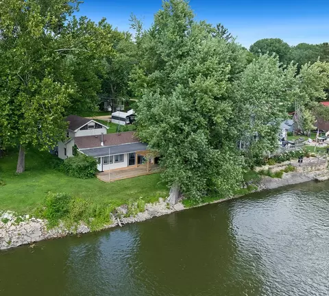 2811 S Brooks Island Rd, Oregon, IL 61061