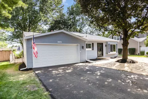 1134 Gateshead Dr, Naperville, IL 60564